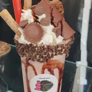 Chocolate peanut butter shake