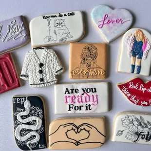 Custom Cookies that can be decorated to match any theme!