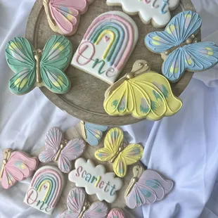 Custom Cookies that can be decorated to match any theme!