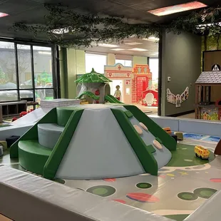 Infant padded playground