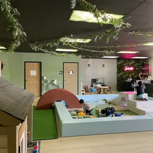 Play area for smaller kids also