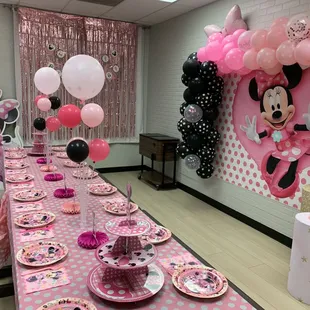Just Show Up package: Minnie Mouse