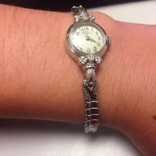 They matched this watch band to the watch face I inherited from my great grandma.