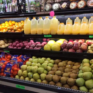 Fresh squeezed orange juice in-house ? Shut the front .