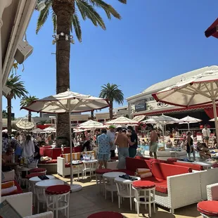 Encore Beach Club