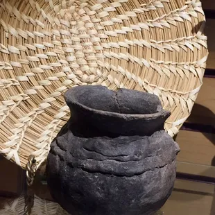 New and vintage wares