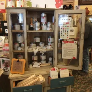 Country Chic Paint and products