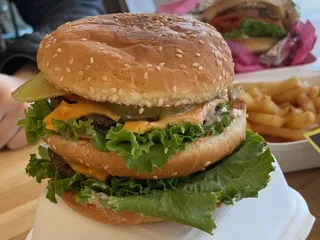 Underground Burgers