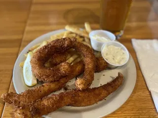 Hunters Pub