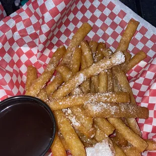 Funnel cake fries