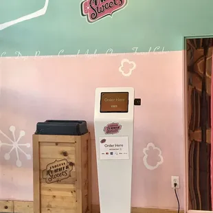 Self ordering station