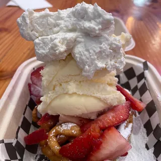 Fresh Strawberries Funnel Cakes