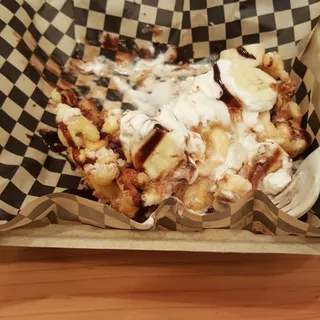 Caramelized Bananas Funnel Cake