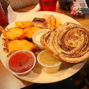 Baked cod and fried shrimp was pretty tasty.