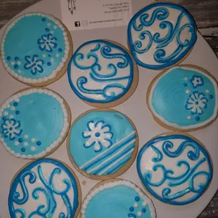 blue and white decorated cookies