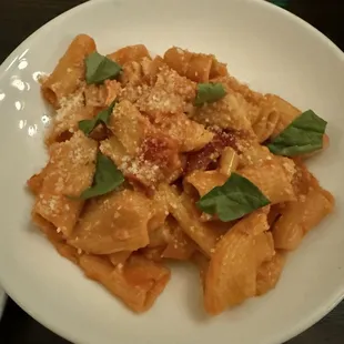 Rigatoni chicken