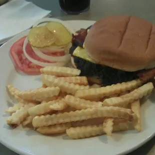 Bacon cheeseburger