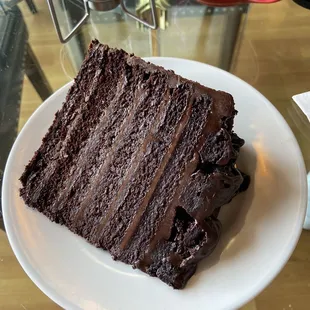 6 Big 6-Layer Chocolate Cake