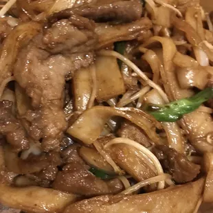 4018. Beef Chow Fun