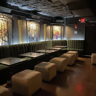 sushi and sashimi, interior