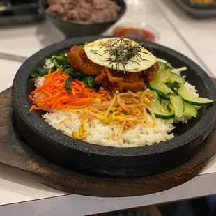 Spicy pork bibimbap