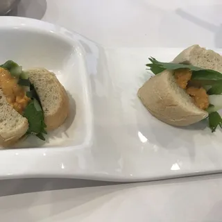 Uni