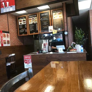 Clear menu. Quick easy and the place is always spotless