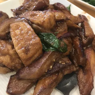 #52. Eggplant, Tofu & Basil w/ Satay Sauce