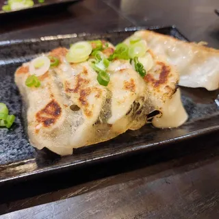 Gyoza