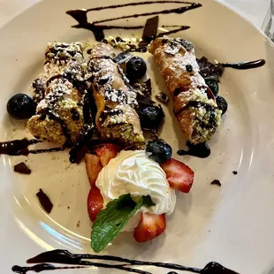 Cannolis