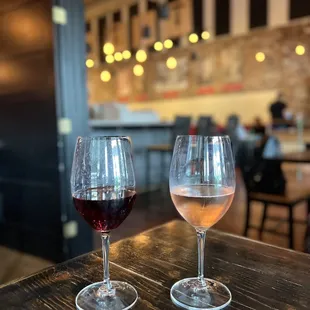 BelleBolle Sparkling Rosé &amp; 2019 Platinetti Guido Nebbiolo