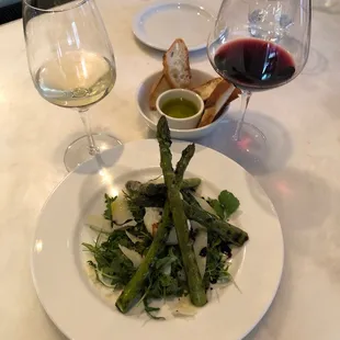 Asparagus and burrata and 2 lovely glasses of Italian wine
