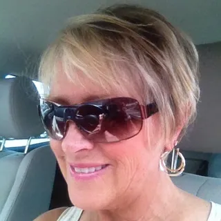 Leanne D.