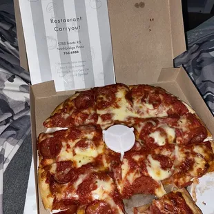 food, pizza