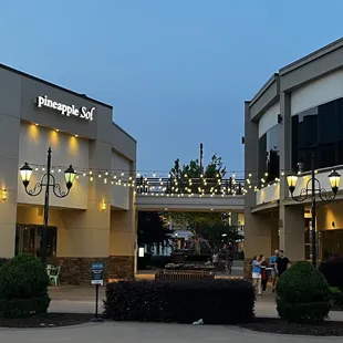 Entrance through the breezeway