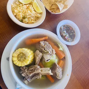 Caldo de res
