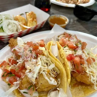 1. Dos Tacos de Pescado