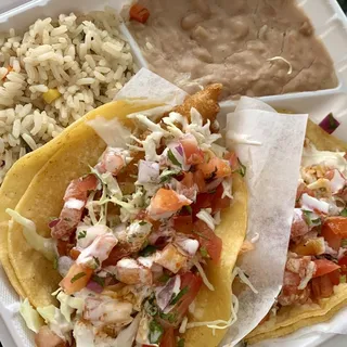 3. Un Taco de Camaron y Un Taco de Pescado