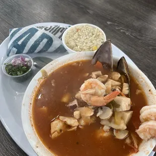 Caldo Mixto