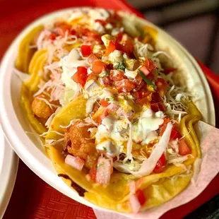 Taco de Pescado (3 fish tacos) - good!!  Fish was lightly batter.  Great portion too.