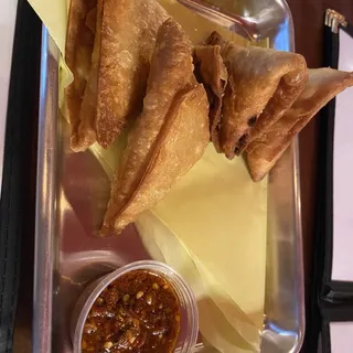 VEGGIE ( lentils ) Sanbussa (vegan)