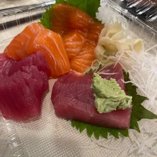 TUNA SASHIMI