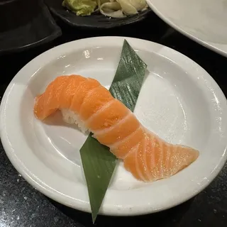 King Salmon nigiri