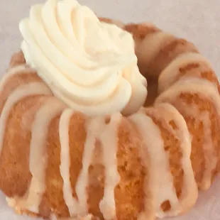 Glazed Lemon Pound Cake w/Cream Frosting