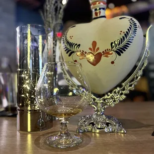 Grand Love Ceramic Heart Extra Anejo Tequila