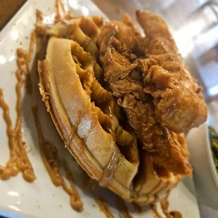 Biscot chicken and waffles