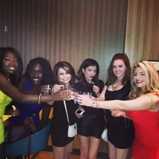 Girls night out at LAX!!