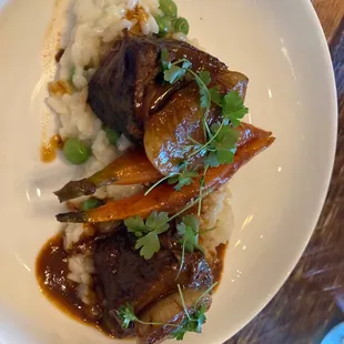 Braised short ribs