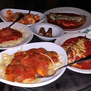 Spaghetti With Meatballs or Sausage