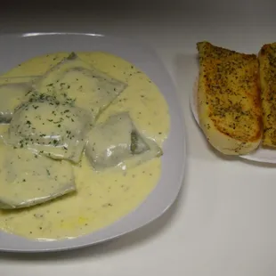 pasta dish, pasta, food